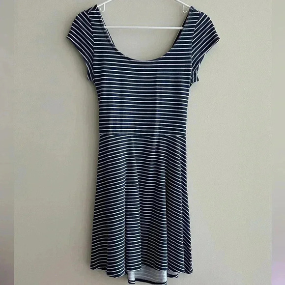 American Eagle Outfitters Blue and White Fit & Flare Dress w/ Crossed Open Back - Picture 2 of 16